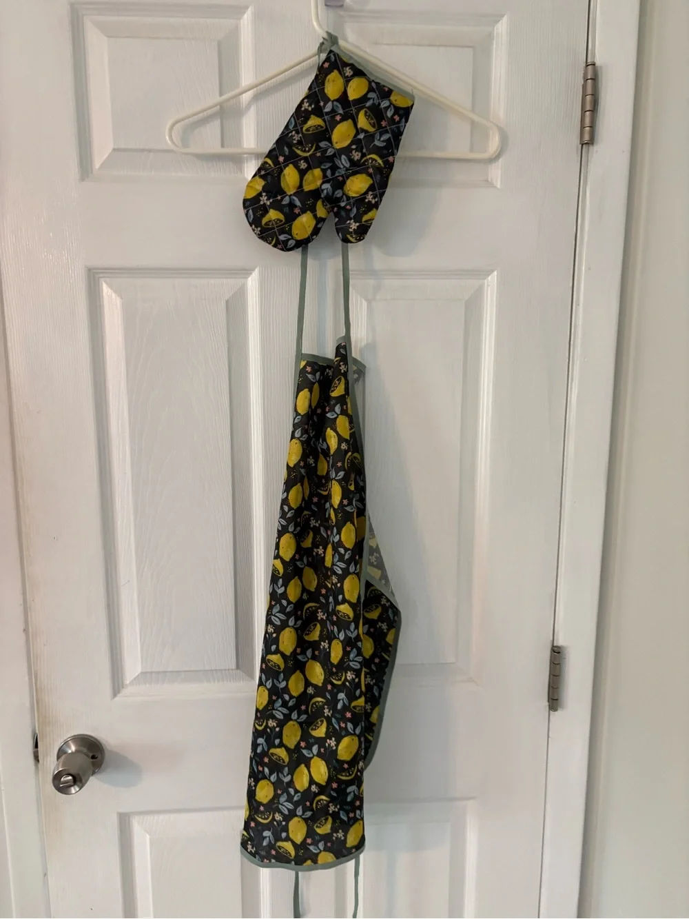 Lemon Print Apron & Oven Mitt Kitchen Set